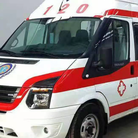 新青非急救护送病人转院租赁救护车的优缺点对比